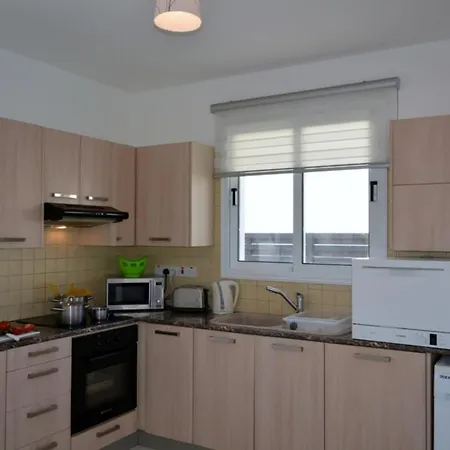 Beautiful With Private Pool, 1231 Βίλα Παραλίμνι