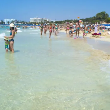 Beautiful With Private Pool, 1231 Villa Paralimni