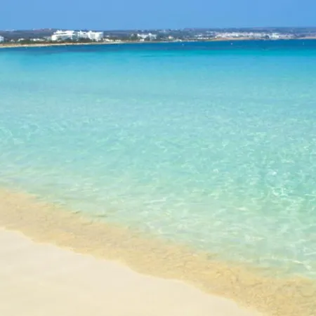 Villa Beautiful With Private Pool, 1231 Paralimni