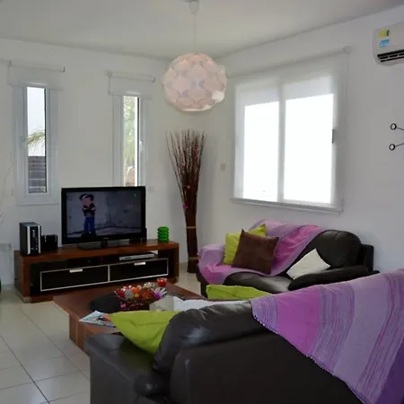 Beautiful With Private Pool, 1231 *
