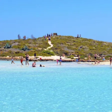 Villa Beautiful With Private Pool, 1231 Paralimni